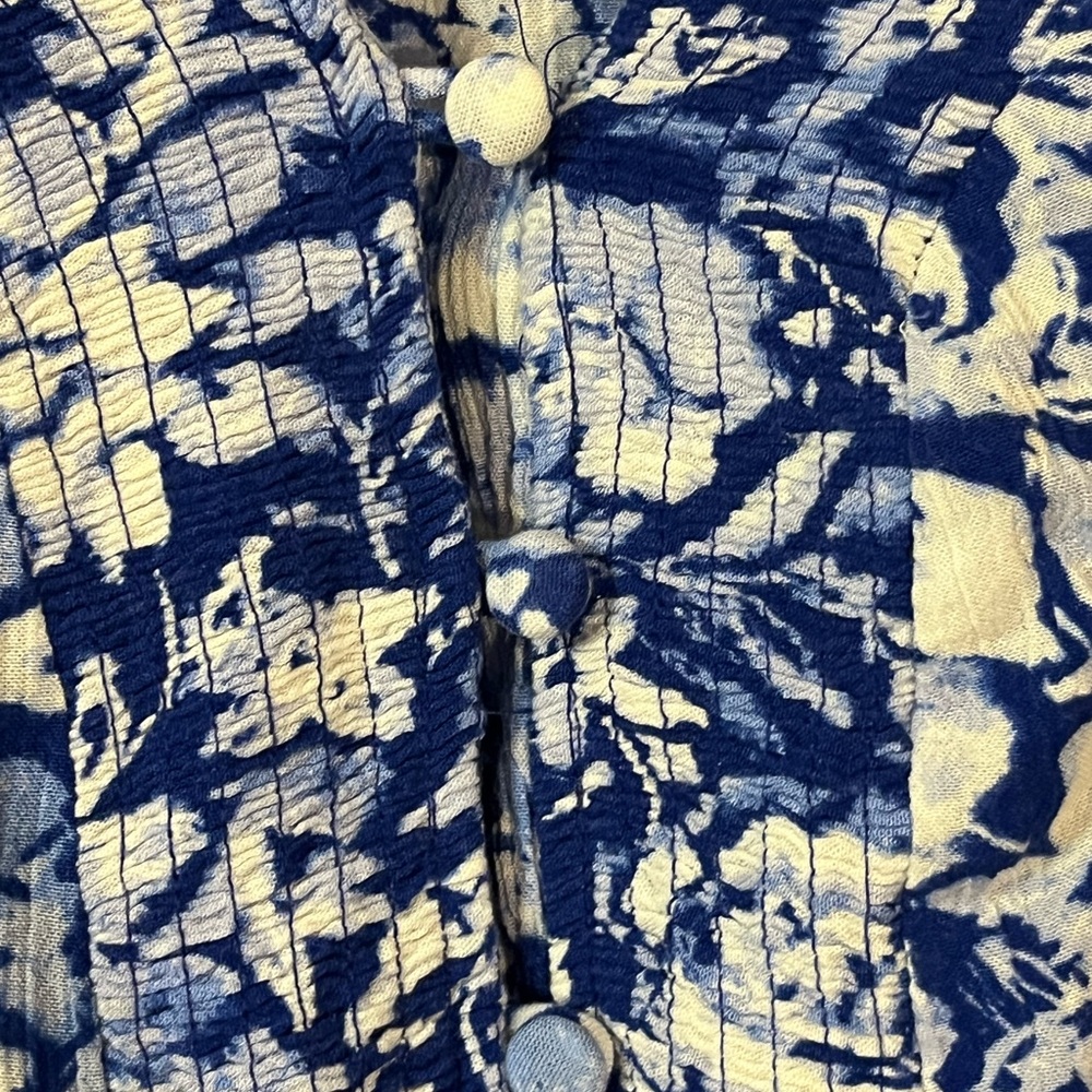 Liz Claiborne Blue and White Sleeveless top. AA - Picture 5 of 6
